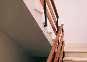 Társasház és lépcsőház takarítás - Cleanhouse Team Kft.